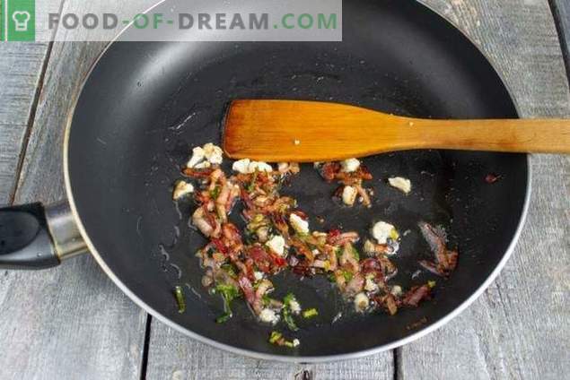 Blomkålgräddesoppa med bacon - ljus färg och smak