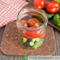 Pickled gurkor med tomater - sommar sorterad för vinter