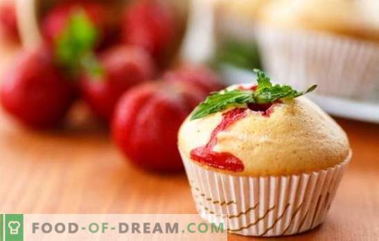 Strawberry Cupcake är en utsökt berry delikatess. Receptar smaksatt tårta med jordgubbar för själsligt sommart te
