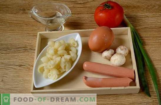 Ris med malet kött och grönsaker i en tomat: fantasi om risotto av tillgängliga produkter. Fotorecept för att laga ris med malet kött och grönsaker i tomat: steg för steg