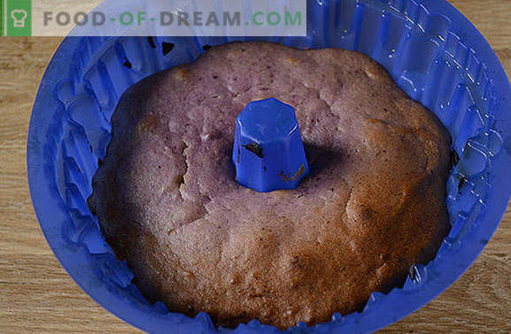 Kaka för sylt: En variation på teman av mager muffins med kokosmjölk. Författarens stegvis fotopskrift för en enkel tårta för sylt