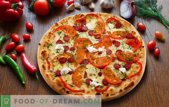 Pepperoni pizza: variationer av utsökt italiensk tårta. De bästa pepparoni pizza recepten med salami, mozzarella, tomater