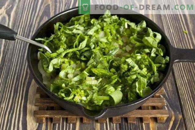 Grön soppa för vinter - soppa dressing med spenat och selleri