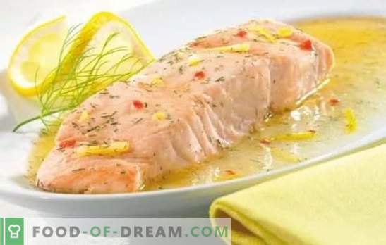 Fisksåsrecept - ett pikantillägg till din favoriträtt. Fisksås recept baserade på buljong, mejeriprodukter, tomatpasta