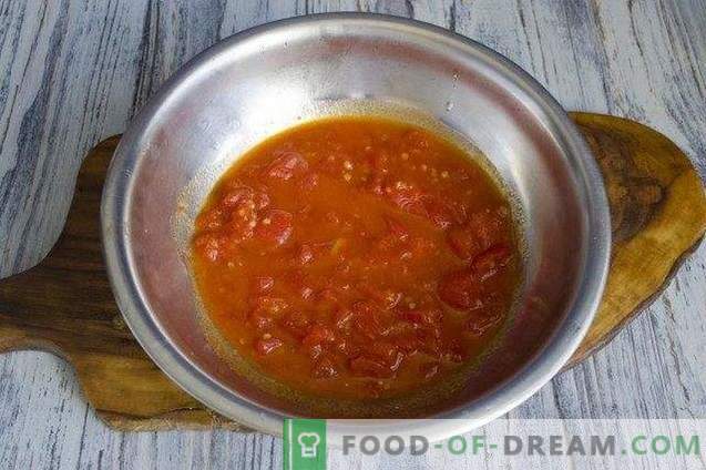 Fyllda paprika i tomatsås för vintern