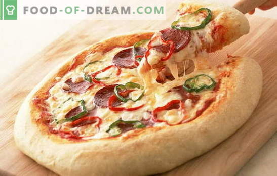 Pizzareceptet med korv och ost är den bästa uppfinningen av italiensk mat. En mängd fyllningar i pizza recept med korv och ost
