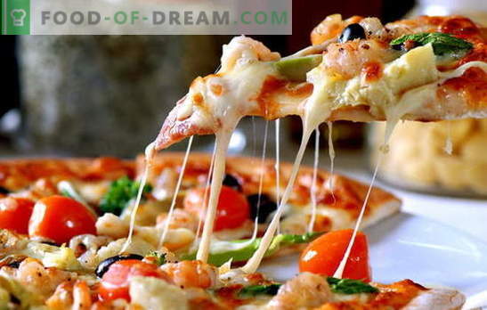 Receptet på italiensk pizza är en liten resa på jakt efter sanningen. Experiment pizzayolov i receptet för italiensk pizza
