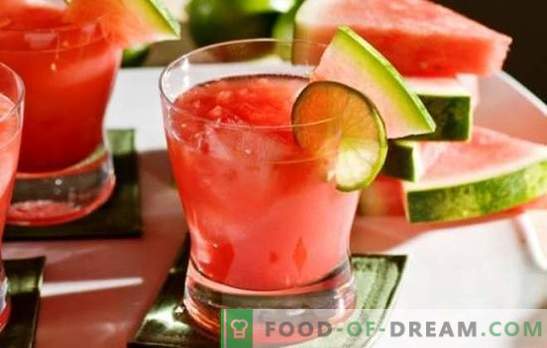 Inte varje värdinna kan skryta med vattenmelonkompot! En unik kombination av smaker av vattenmelon och andra bär komposit