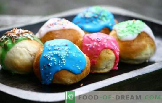 Biscuit Frosting: Top 10 Recept. Vi förvandlar hemlagade kakor till en utsökt efterrätt - vi förbereder isen för bullar