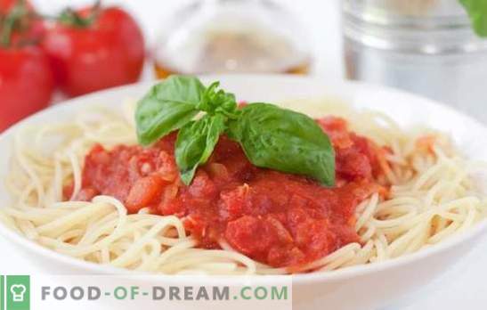 Tomatås för spaghetti - det bästa sättet att diversifiera en enkel maträtt. Ett urval av de bästa recepten på tomatsås för spagetti