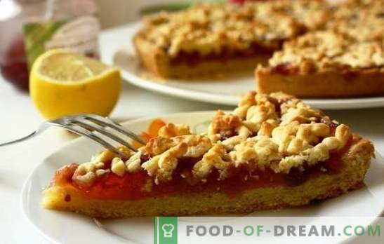 Grated Apple Pie är en enkel kulinarisk underverk. De bästa recepten för riven tårta med äpplen och nötter, bananer, mandel