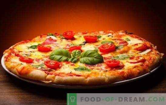 Pizza med ost och tomater är annorlunda och mycket gott! Recept Snabb och original pizza med ost och tomater