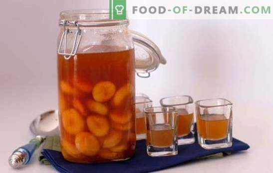Hälla från aprikoser hemma: huvudkompositionen och metoderna för beredning. Recept för hemlagad aprikosjuice: enkel och komplex