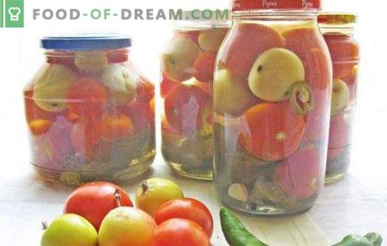 Röda och gröna tomater med äpplen för vintern: Hjälp dig själv! Recept av konserverad, saltad och betad tomat med äpplen för vintern