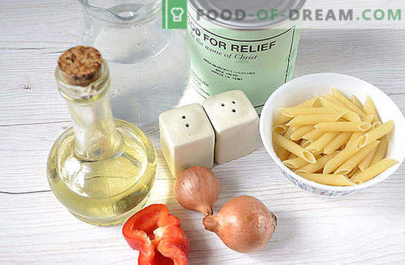 Matlagning utmärkt pasta på marin sätt med gryta på 25 minuter