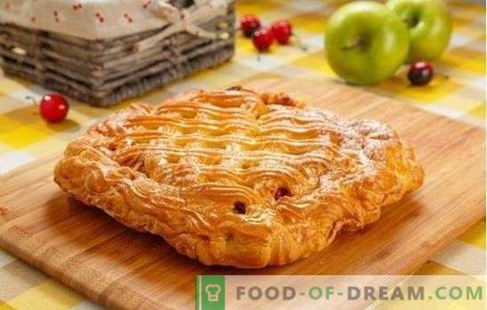 Cherry Yeast Pie - Sweet Temptation! Recept av olika jästkörsbärspannor: öppen och stängd