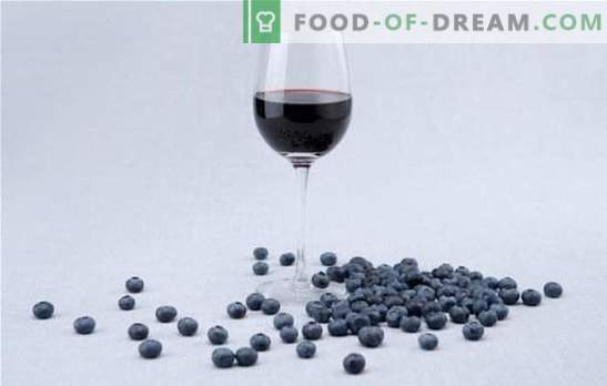 Funktioner för beredningen av blåbär vinmosa. Enkla recept av traditionella blåbärsviner för hemvinframställning